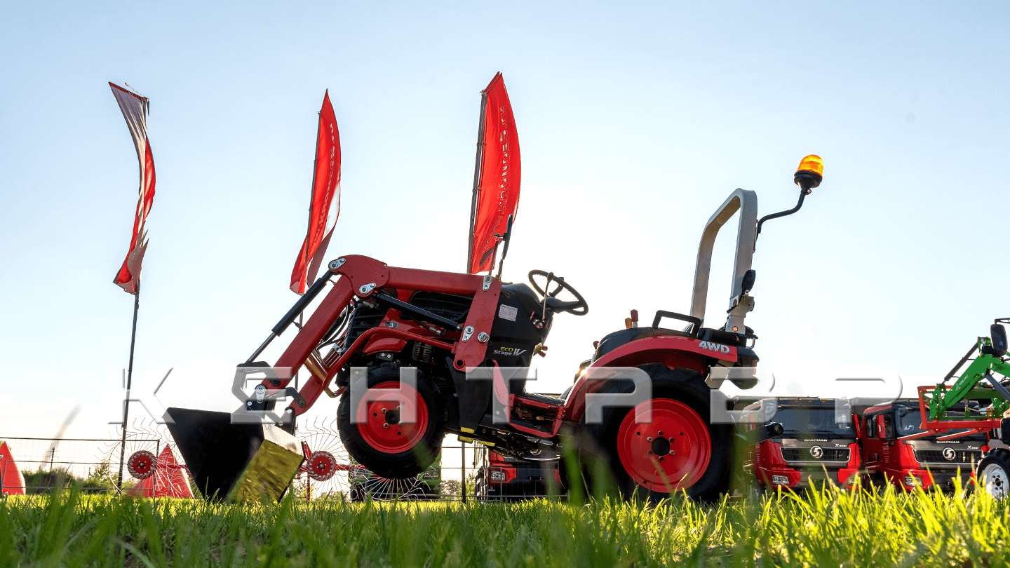 Фронтальный погрузчик Flagman | Флагман PRO Кентавр MASTER Т-4K-350 (c джойстиком)