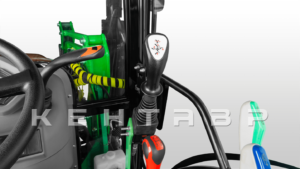 НАВЕСНОЙ ПОГРУЗЧИК УНИВЕРСАЛ ROBUST 650 к трактору LOVOL TB-504/604 челюстной ковш