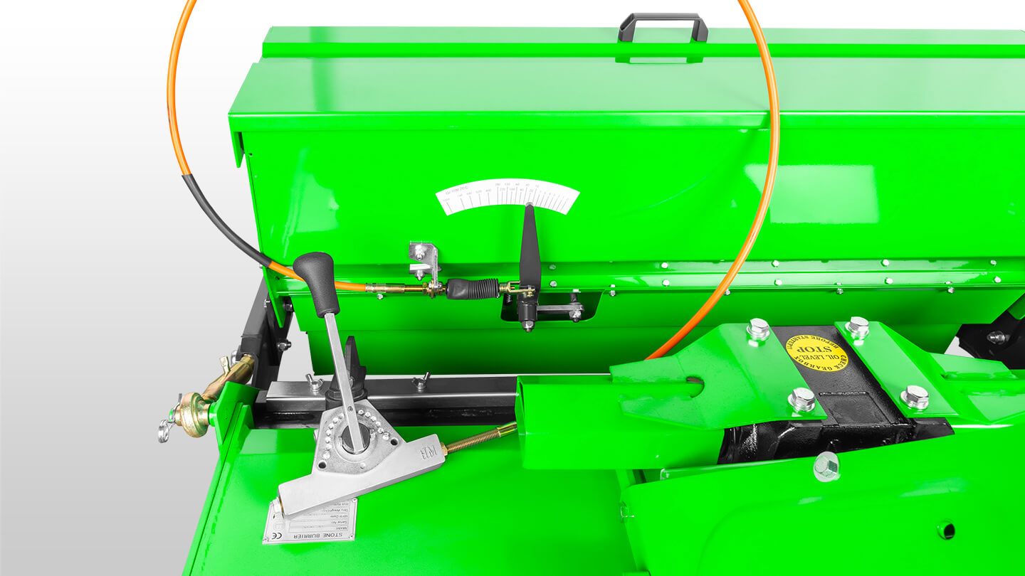 Стоунбурьер с бункером и катком Flagman | Флагман SB145B (1,45 м) 0