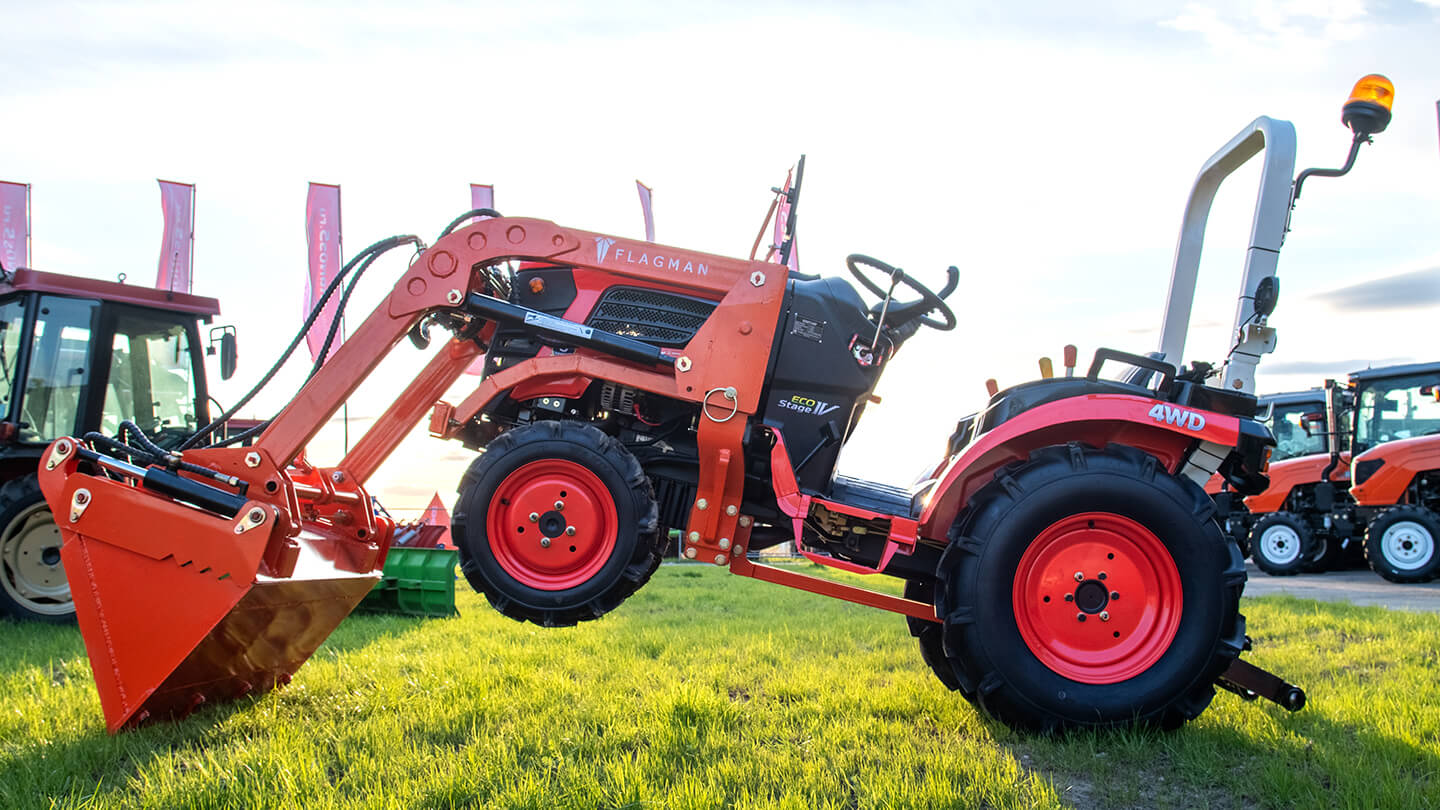 Фронтальный погрузчик Flagman | Флагман PRO Кентавр MASTER Т-5K/344-400 (челюстной c джойстиком) 0