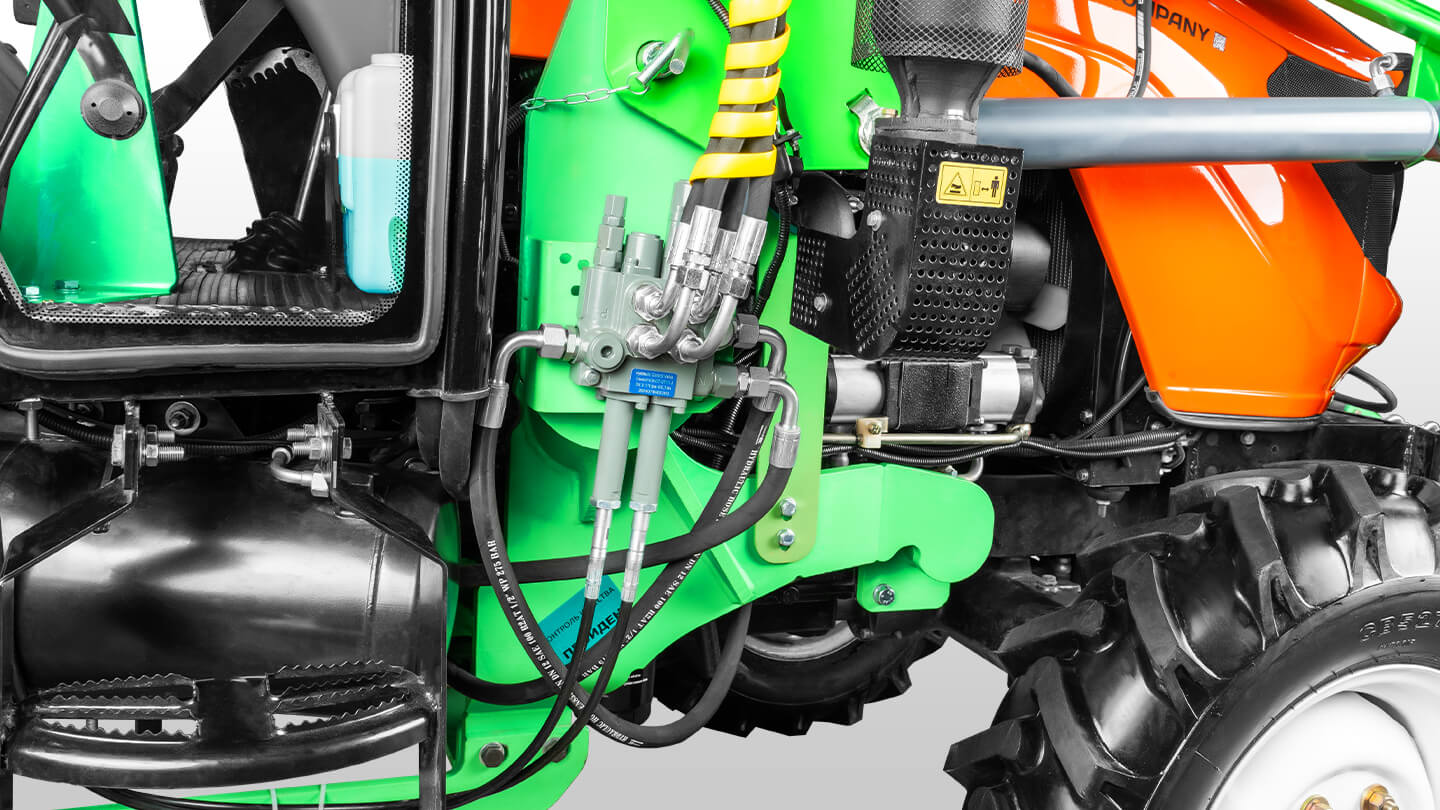 Фронтальный погрузчик Flagman | Флагман PRO Кентавр Т-654 G2 PRO-500 (челюстной c джойстиком) 0